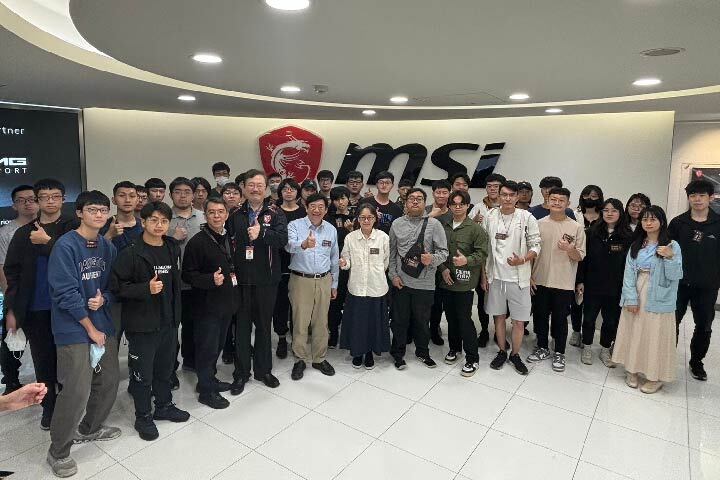 資訊電機學院師生參訪微星科技