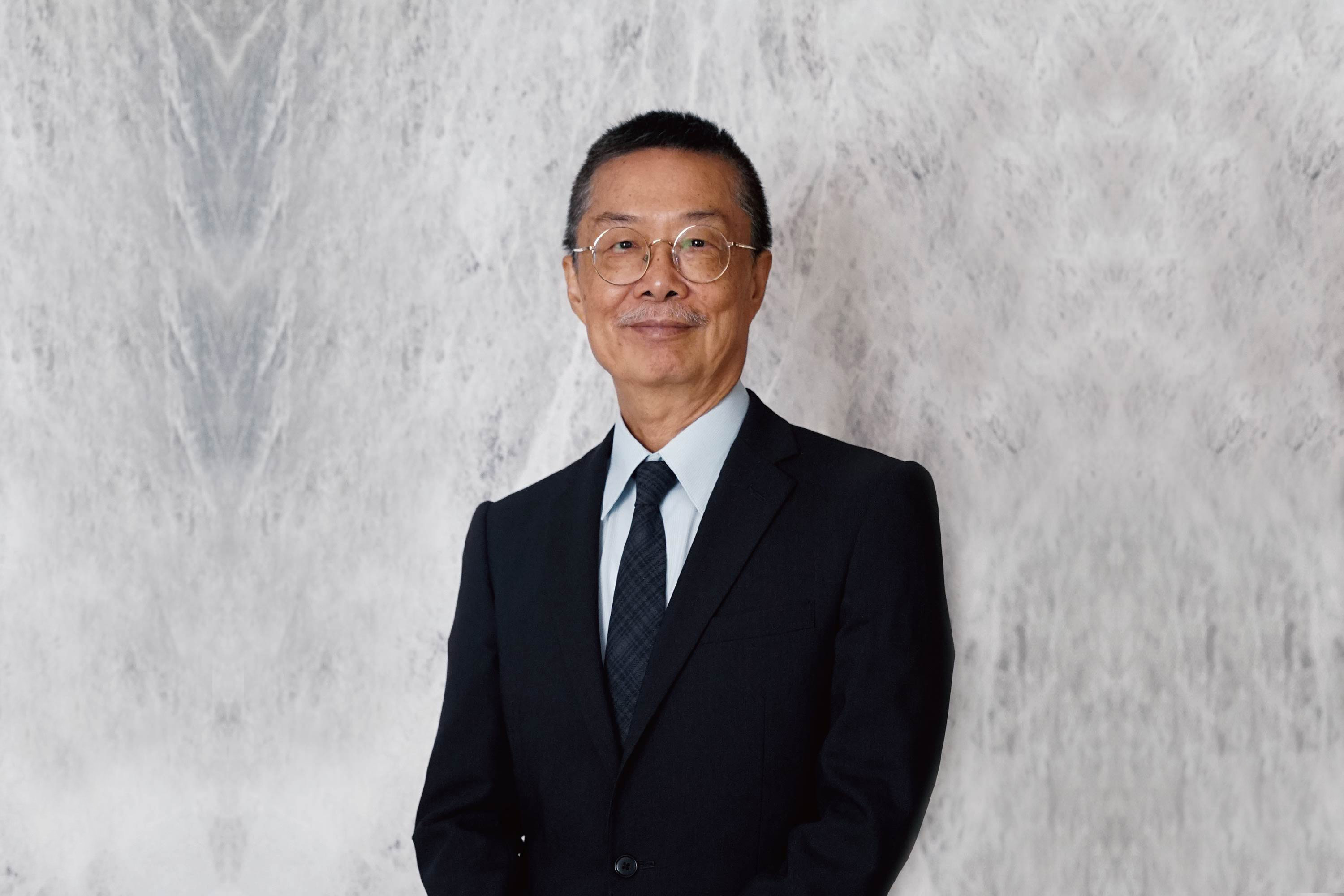 巫登益