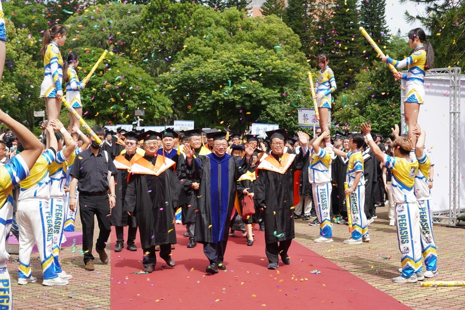 Photo/CHU International Academy held a grand