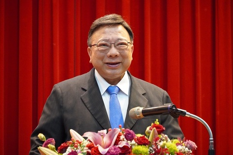 CHU President Victor Liu shares progress on the affairs following the merger, and introduces measures related to AI-assisted teaching and student support.Image